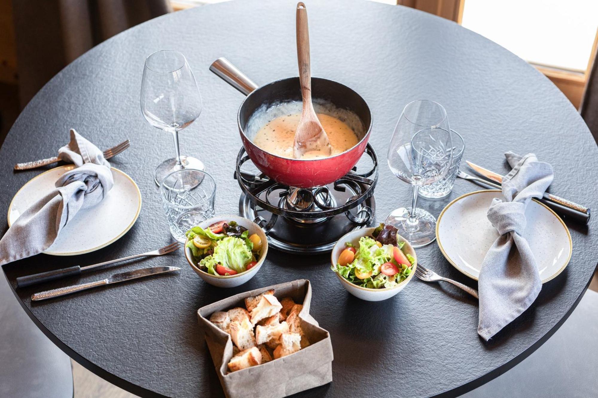 Le Chalet Blanc Hotel & Spa Montgenèvre Zewnętrze zdjęcie